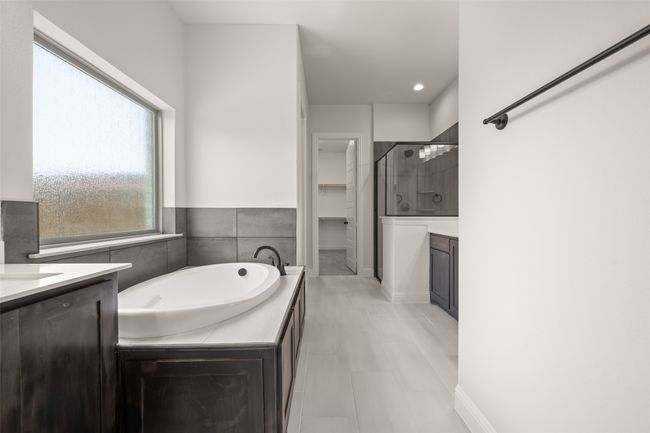 4814 Nomad Dr, House other with 4 bedrooms, 3 bathrooms and null parking in Midlothian TX | Image 16