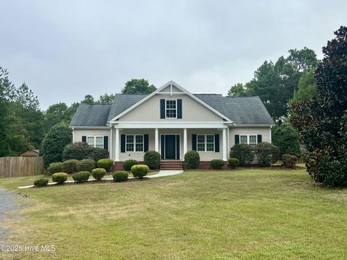 2239 E Indiana Ave, Southern Pines, NC, 28387-7407 | Card Image