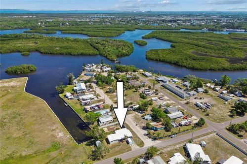 1130 Sweeney Dr, RUSKIN, FL, 33570-2746 | Card Image