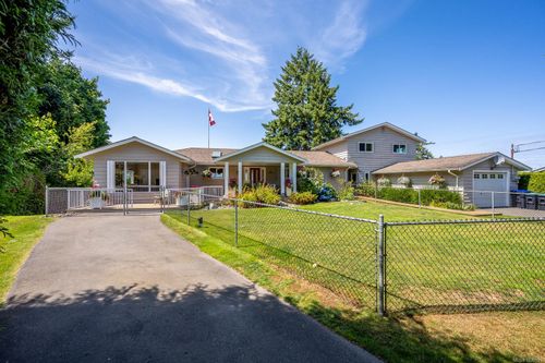 200 Crome Point Rd, Bowser, BC, V0R1G0 | Card Image
