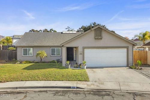 216 Cottonwood Ln, Fillmore, CA, 93015-1652 | Card Image