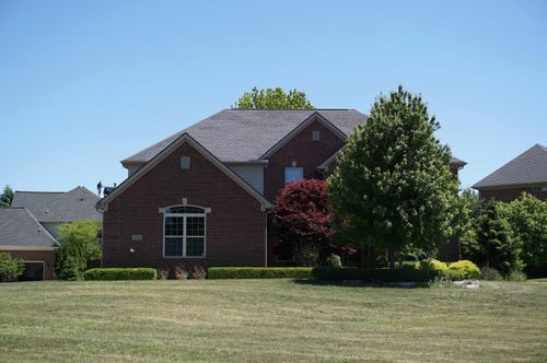 3526 Hawthorn Ct, Oakland, MI, 48363-2658 | Card Image