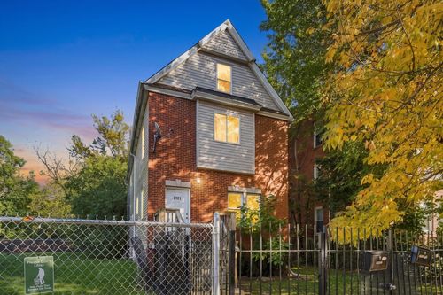7721 S Emerald Ave, Chicago, IL, 60620-2429 | Card Image