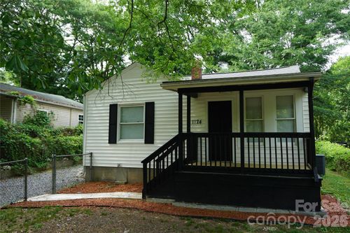 1124 W Mauney Ave, Gastonia, NC, 28052-1941 | Card Image
