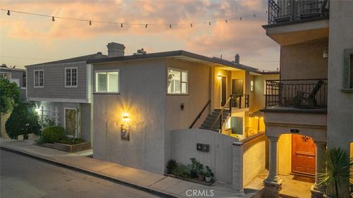 23 65th Pl, Long Beach, CA, 90803-5626 | Card Image
