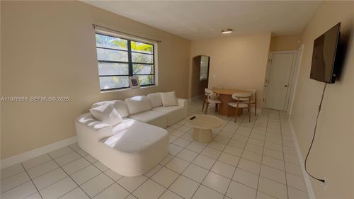 801-807 86th St, Miami Beach, FL, 33141-1117 | Card Image