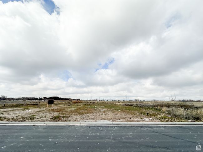 View of yard with a rural view | Image 6