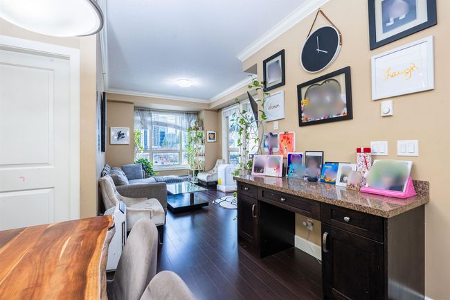 405 - 13897 Fraser Highway, Condo with 2 bedrooms, 2 bathrooms and 1 parking in Surrey BC | Image 7