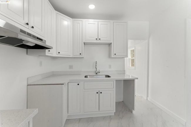 1213 Egbert Ave, House other with 3 bedrooms, 1 bathrooms and 1 parking in San Francisco CA | Image 10