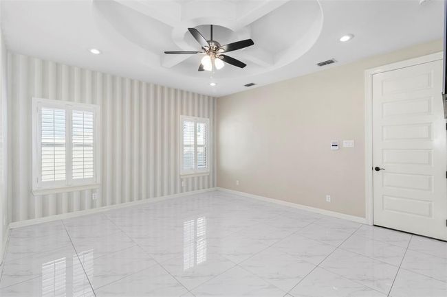 3401 E Stevenson Ave, House other with 5 bedrooms, 5 bathrooms and 2 parking in Alton TX | Image 9