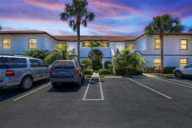 APT-13 - 6121 Se Landing Way, Condo with 3 bedrooms, 2 bathrooms and null parking in Stuart FL | Image 11