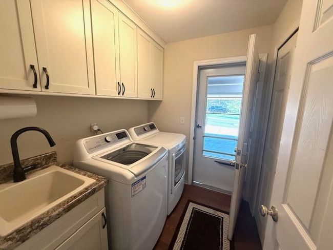 42034 Coventry Way, Condo with 2 bedrooms, 2 bathrooms and null parking in Canton MI | Image 6