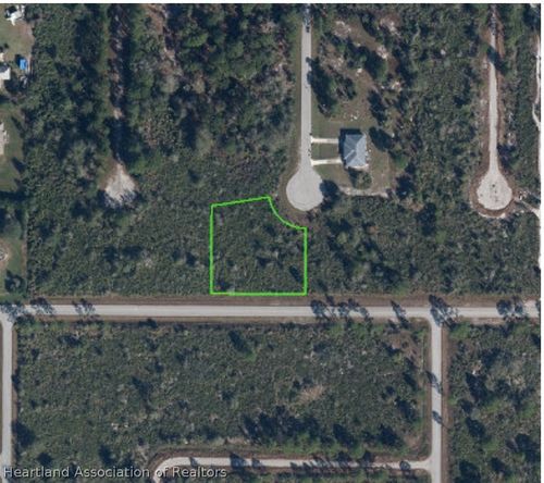 225 Hellcat Way Nw, Lake Placid, FL, 33852-9722 | Card Image