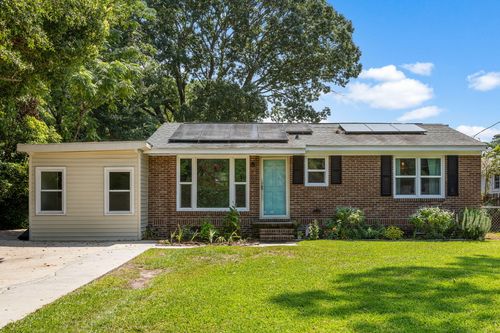 860 Santee Street, Charleston, SC, 29412 | Card Image