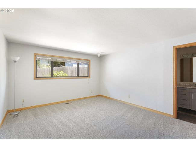 Primary Bedroom | Image 16