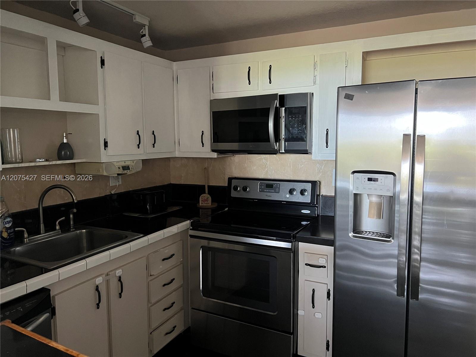 Residential in North Miami 5