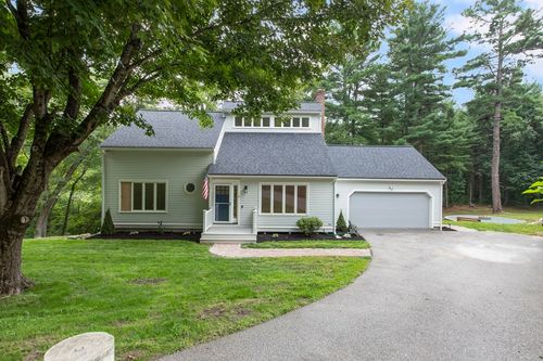 6 Barrows Rd, Mendon, MA, 01756-1100 | Card Image