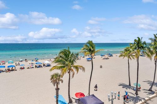 205b-315 Van Buren St, Hollywood, FL, 33019-1726 | Card Image