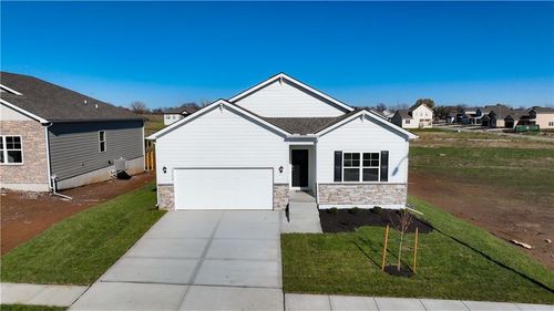 713 Fallen Leaf Drive, Belton, MO, 64012 | Card Image