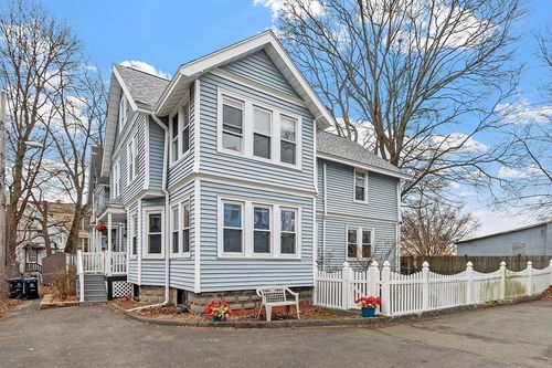 46 Wentworth St, Malden, MA, 02148 | Card Image