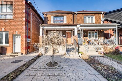 3-14 Innes Ave, Toronto, ON, M6E1M8 | Card Image
