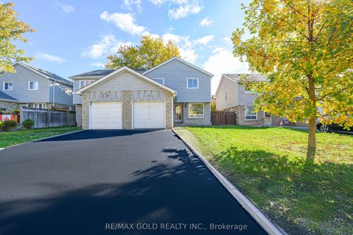 14 Nottawasaga Cres, Brampton, ON, L6Z1B9 | Card Image