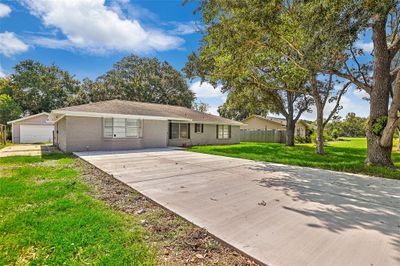 1207 Kansas Avenue, House other with 3 bedrooms, 2 bathrooms and null parking in Anahuac TX | Image 1