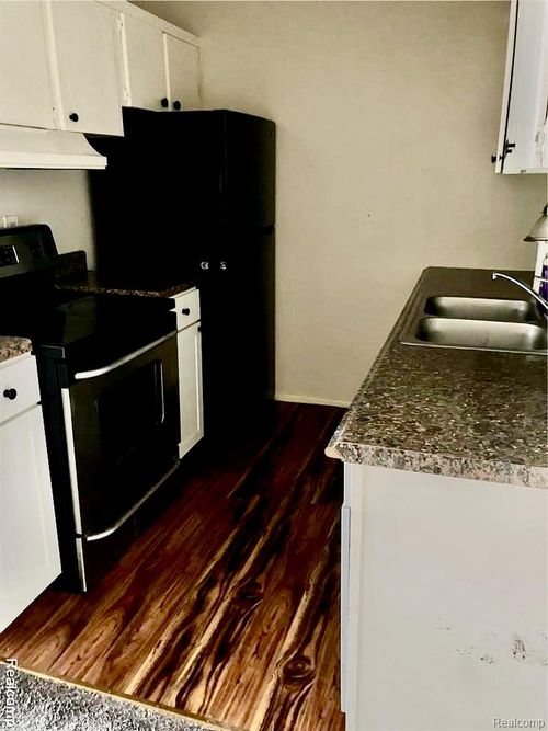 apt-8-26740 Joy Rd, Redford, MI, 48239-1937 | Card Image