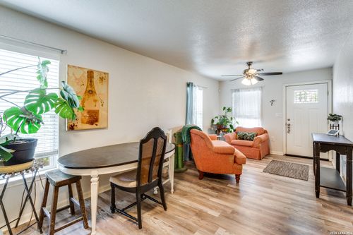 266 Bundy, San Antonio, TX, 78220-1305 | Card Image