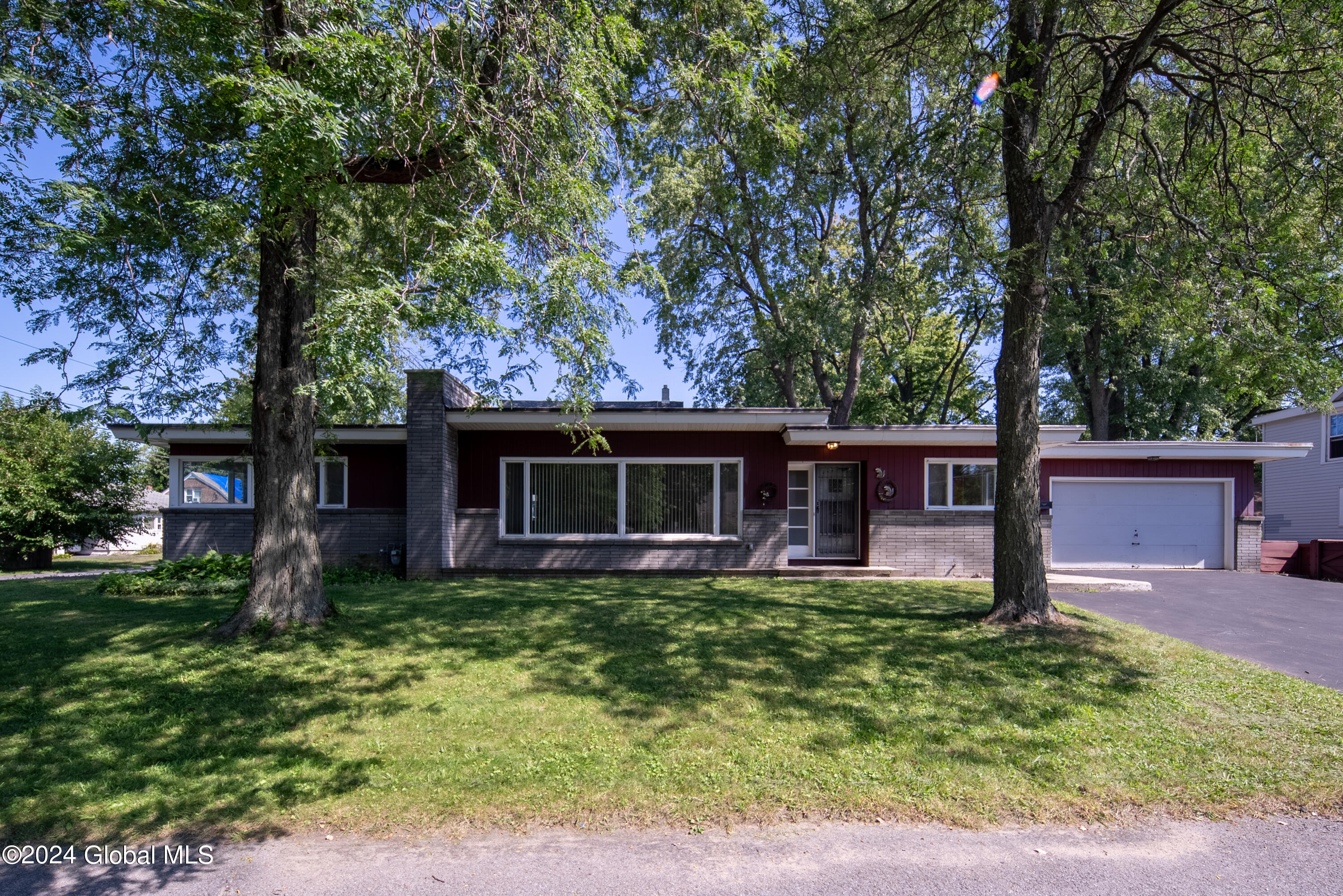 Cherry St, Albany, NY 12205