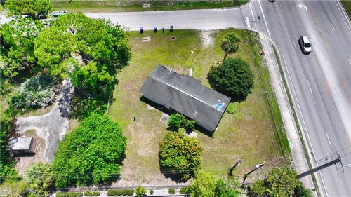 1056 9th St Sw, Vero Beach, FL, 32962-4403 | Card Image