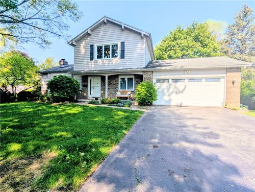 19 Towngate Rd, Greece, NY, 14626-3016 | Card Image