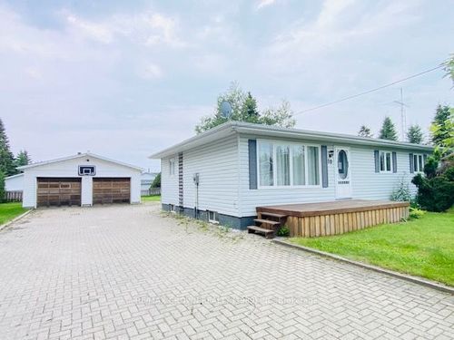 10 Leonard Ave, Moonbeam, ON, P0L1V0 | Card Image