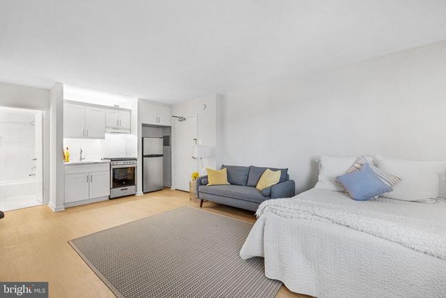 APT-1105S - 4515 Willard Ave, Condo with 0 bedrooms, 1 bathrooms and null parking in CHEVY CHASE MD | Image 6