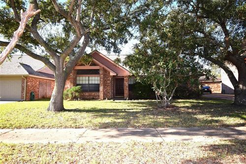 2926 Field Line Dr, Sugar Land, TX, 77479-1202 | Card Image