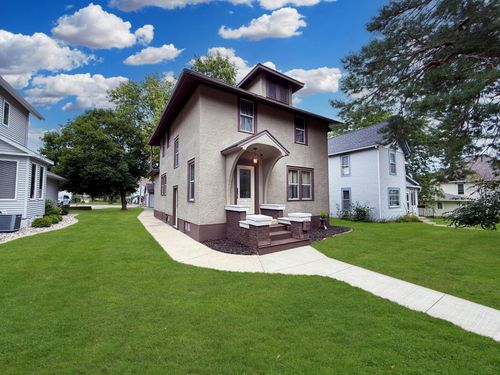 260 9th Ave, Granite Falls, MN, 56241-1439 | Card Image