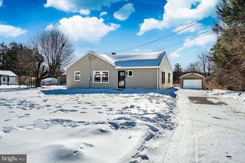 124 Sadsbury Ave, CHRISTIANA, PA, 17509-1320 | Card Image