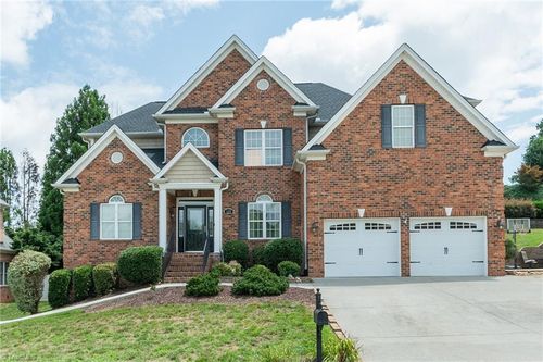127 Covington Pl, Lewisville, NC, 27023-9804 | Card Image