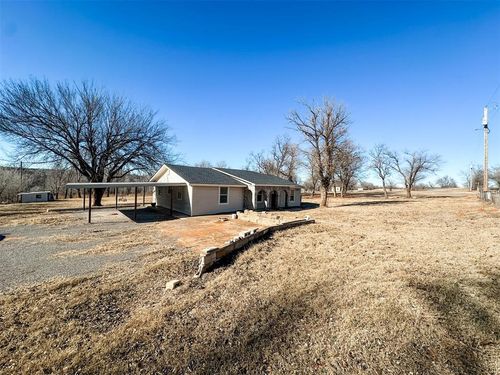 523 S 1st St, Lookeba, OK, 73053-2505 | Card Image