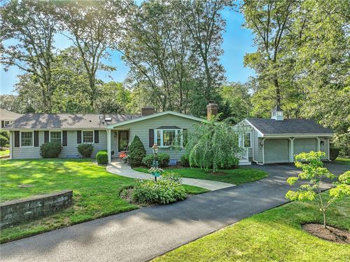 29 Sunset Dr, Seekonk, MA, 02771-4503 | Card Image