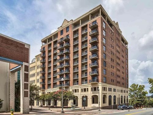 apt-802-215 W College Ave, TALLAHASSEE, FL, 32301-7758 | Card Image