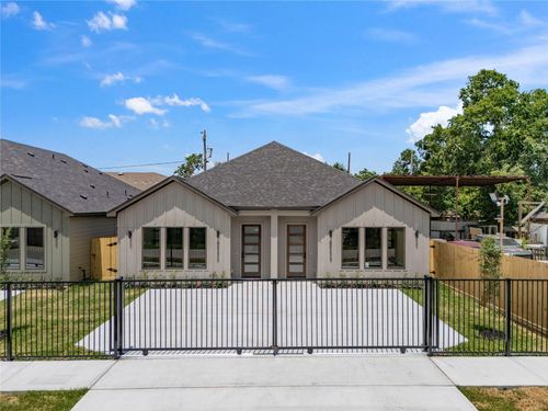 6622 Saint Augustine St, Houston, TX, 77021-4038 | Card Image