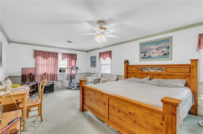 Primary Bedroom | Image 11