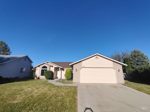 40 S Bingham St, Nampa, ID, 83651-7650 | Card Image