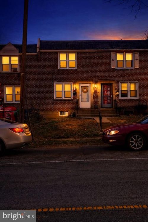 229 W 22nd St, CHESTER, PA, 19013-4921 | Card Image