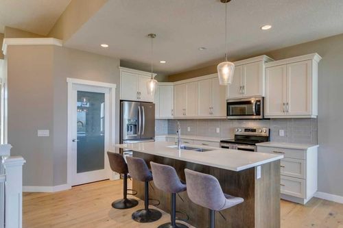 {{alt}} | Card Image