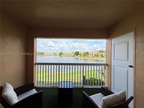 217-5200 Nw 31st Ave, FORT LAUDERDALE, FL, 33309-2516 | Card Image