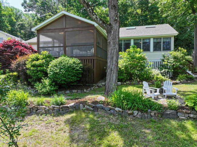 8 Sunrise Ct, House other with 3 bedrooms, 2 bathrooms and 6 parking in Silver Bay NY | Image 32