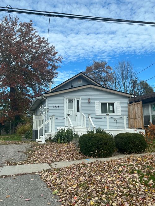 3828 Roxborough Ave, Fort Erie, ON, L0S1N0 | Card Image