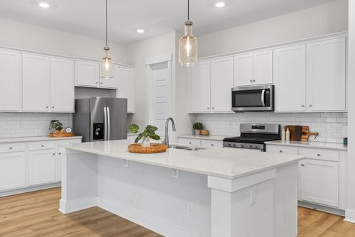 125 Trumpet Vine Dr, Summerville, SC, 29483-9040 | Card Image